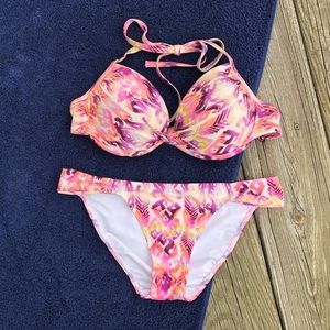 Victoria’s Secret Twist Push-up Bikini